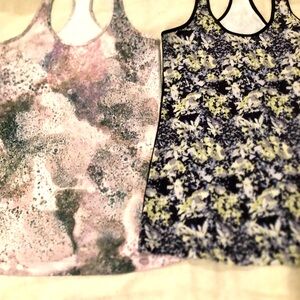 Lululemon 2 Tank tops- in grey/ green | Size 8